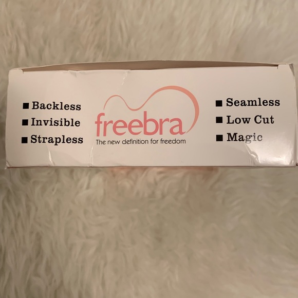 NEW DD - Free Bra Adhesive Invisible Silicone Bra - Picture 3 of 7